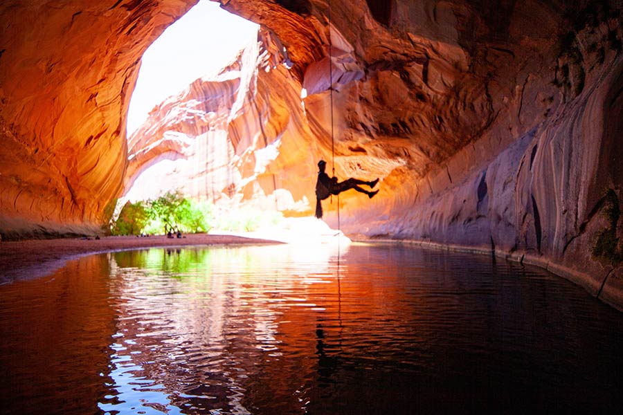 Neon-Canyon---Escalante